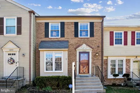 14525 Four Chimney Dr, Centreville, VA 20120