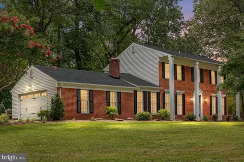 11713 Ayreshire Rd, Oakton, VA 22124