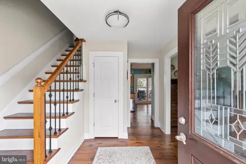 Entry Way - 8816 Arley Dr, Springfield, VA 22153 photo 1 of 5