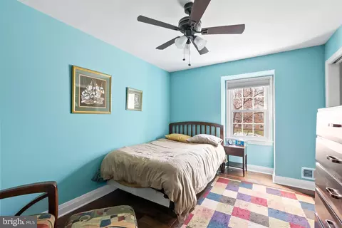 Bedroom - 8816 Arley Dr, Springfield, VA 22153 photo 4 of 6