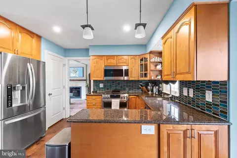 Kitchen - 8816 Arley Dr, Springfield, VA 22153 photo 2 of 4