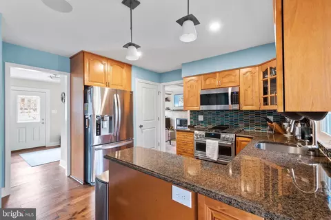 Kitchen - 8816 Arley Dr, Springfield, VA 22153 photo 3 of 4