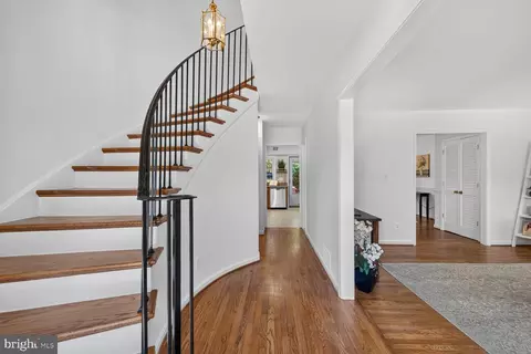 Entry Way - 8312 Wickham Rd, Springfield, VA 22152 photo 1 of 6