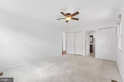Bedroom - 8910 Spur Rd, Springfield, VA 22153 photo 2 of 7