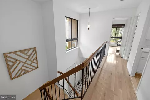Entry Way - 9060 Blarney Stone Dr, Springfield, VA 22152 photo 4 of 5