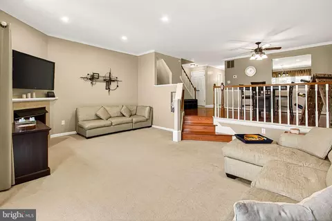 7923 Valleyfield Dr, Springfield, VA 22153 photo 15