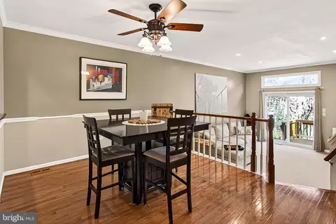 7923 Valleyfield Dr, Springfield, VA 22153 photo 11