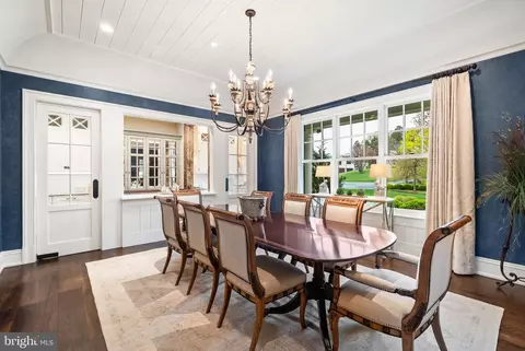 Dining - 6529 Sothoron Rd, Mclean, VA 22101 photo 3 of 8