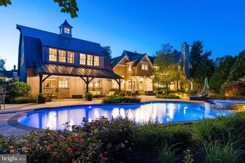 Exterior - 6529 Sothoron Rd, Mclean, VA 22101 photo 16 of 22