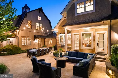 Exterior - 6529 Sothoron Rd, Mclean, VA 22101 photo 18 of 22