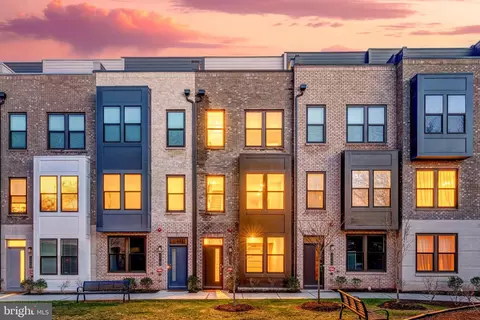 12742 Verdant Way, Reston, VA 20191