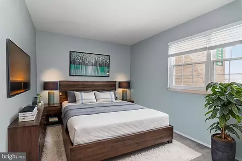 Bedroom - 1904 Wilson Ln #101, Mclean, VA 22102 photo 3 of 5