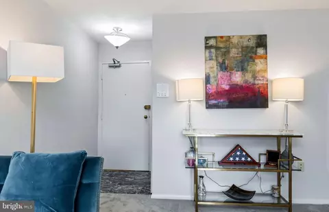 Entry Way - 1904 Wilson Ln #101, Mclean, VA 22102 photo 1 of 1