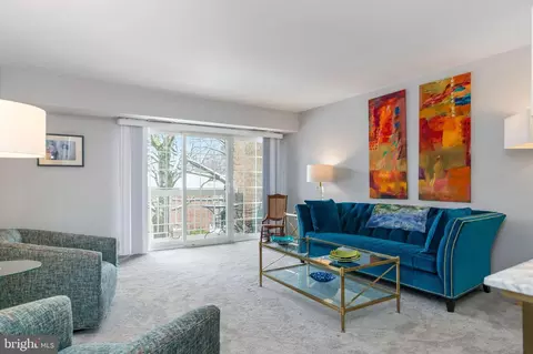 1904 Wilson Ln #101, Mclean, VA 22102