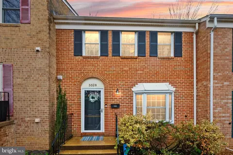 5528 Falmead Rd, Fairfax, VA 22032