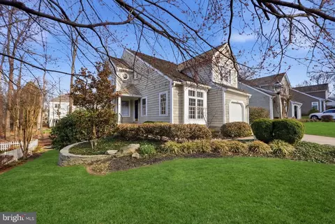 1285 Lamplighter Way, Reston, VA 20194