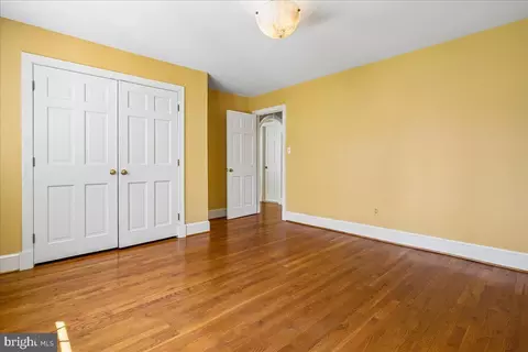 Bedroom - 8013 Greenwich Woods Dr, Mclean, VA 22102 photo 5 of 12