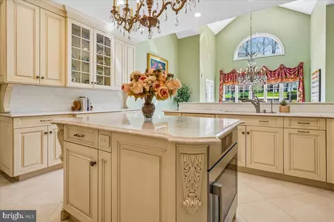 Kitchen - 8013 Greenwich Woods Dr, Mclean, VA 22102 photo 3 of 5