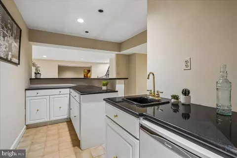Other - 8013 Greenwich Woods Dr, Mclean, VA 22102 photo 25 of 31