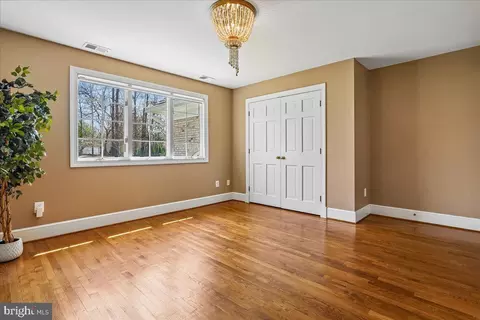 Bedroom - 8013 Greenwich Woods Dr, Mclean, VA 22102 photo 11 of 12