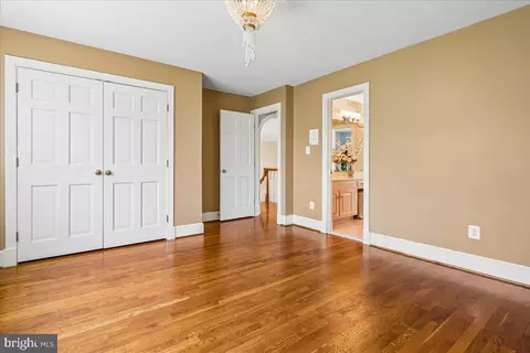 Bedroom - 8013 Greenwich Woods Dr, Mclean, VA 22102 photo 10 of 12