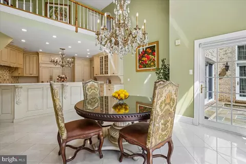 Dining - 8013 Greenwich Woods Dr, Mclean, VA 22102 photo 5 of 7