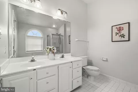 Bath - 7808 Bellwether Ct, Lorton, VA 22079 photo 1 of 3