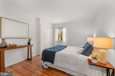 Bedroom - 6703 Norview Ct, Springfield, VA 22152 photo 10 of 12