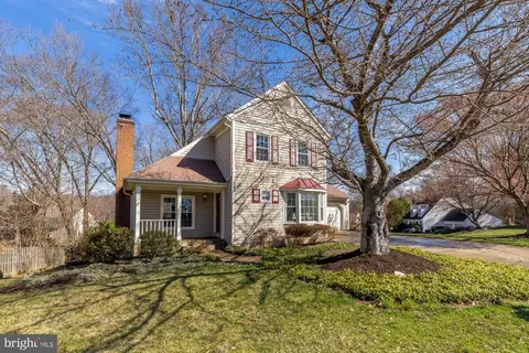7448 Ridge Rd, Springfield, VA 22153 photo 3