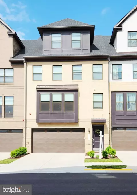 4965 Longmire Way, Chantilly, VA 20151