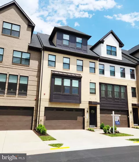 4965 Longmire Way, Chantilly, VA 20151