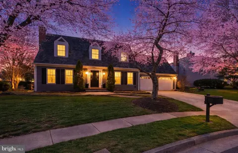 1502 Chain Bridge Ct, Mclean, VA 22101