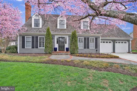 Exterior - 1502 Chain Bridge Ct, Mclean, VA 22101 photo 20 of 20