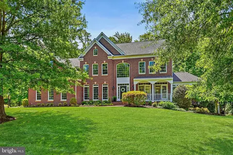 12804 Rose Grove Dr, Oak Hill, VA 20171