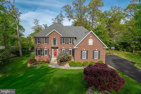 1232 Shenandoah Rd, Alexandria, VA 22308