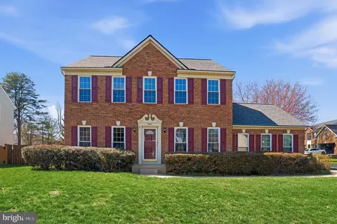 7710 Cashland Ct, Alexandria, VA 22315