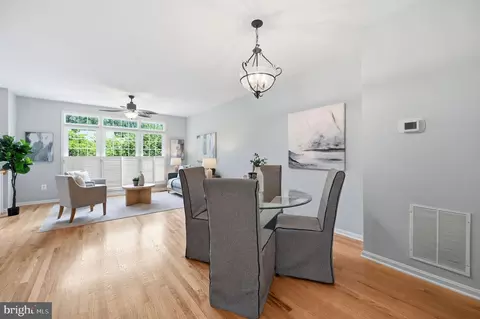 1232 Weatherstone Ct, Reston, VA 20194 photo 10