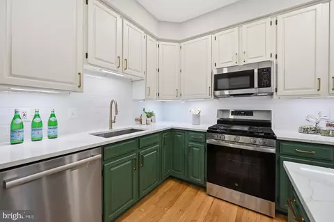 1232 Weatherstone Ct, Reston, VA 20194 photo 18