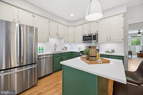 1232 Weatherstone Ct, Reston, VA 20194 photo 16