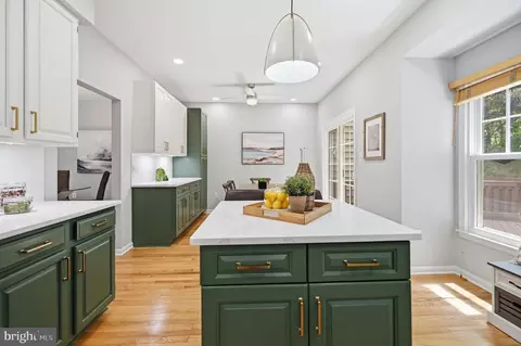 1232 Weatherstone Ct, Reston, VA 20194 photo 21