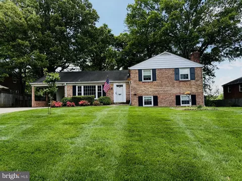 4019 Robertson Blvd, Alexandria, VA 22309