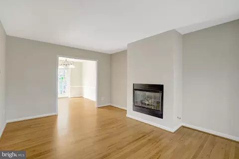 Living - 8523 Lakinhurst Ln, Springfield, VA 22152 photo 1 of 9