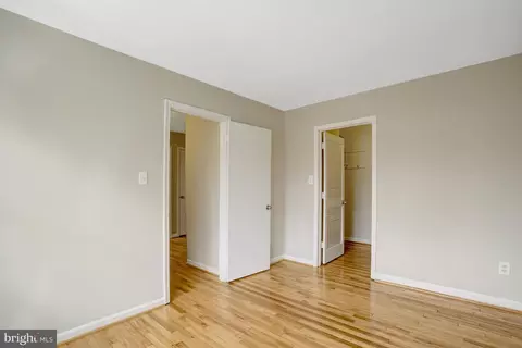 Bedroom - 8523 Lakinhurst Ln, Springfield, VA 22152 photo 6 of 12