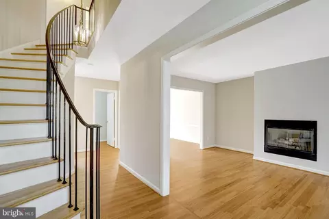Other - 8523 Lakinhurst Ln, Springfield, VA 22152 photo 1 of 22