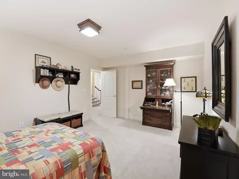 Bedroom - 1467 Evans Farm Dr, Mclean, VA 22101 photo 6 of 6