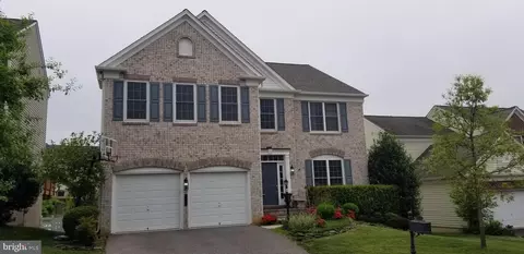 8171 Douglas Fir Dr, Lorton, VA 22079