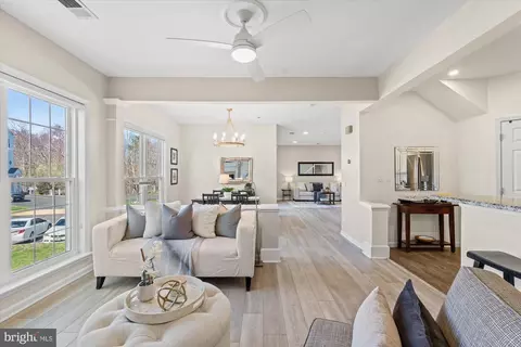 5310 Birds View Ln # -C, Alexandria, VA 22312