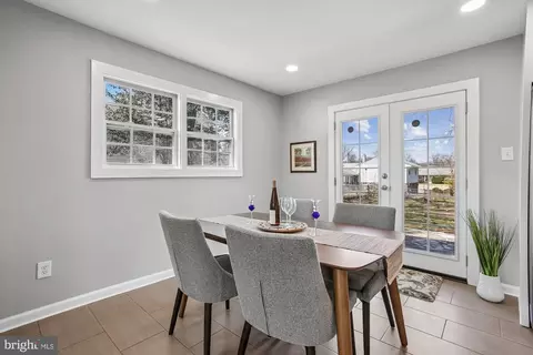 Dining - 7318 Chatham St, Springfield, VA 22151 photo 1 of 1