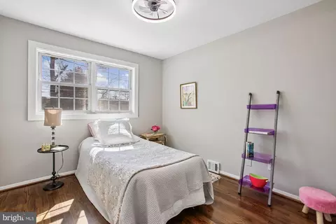 Bedroom - 7318 Chatham St, Springfield, VA 22151 photo 6 of 7