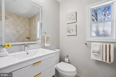 Bath - 7318 Chatham St, Springfield, VA 22151 photo 1 of 5